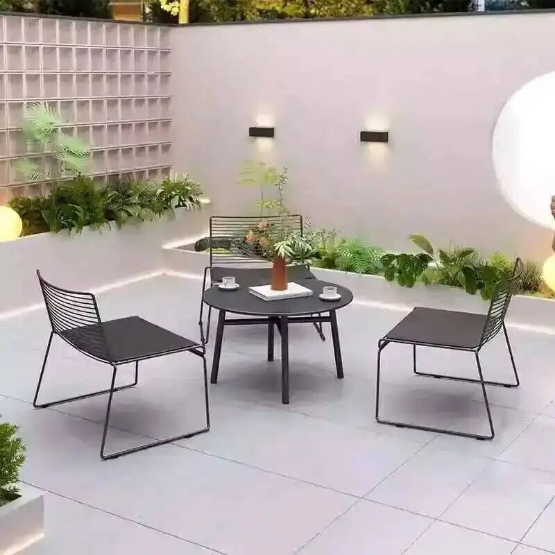 Outdoor Furniture Shop - Basit Kafe Balkon Dinlenme Alanı Demir